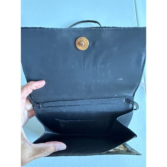 4 for $10 Black and Gold Fabric Evening Clutch Crossbody EUC - Picture 7 of 8